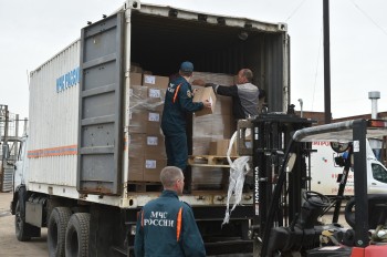 Более 10 тонн гуманитарной помощи отправили из Удмуртии в Оренбуржье