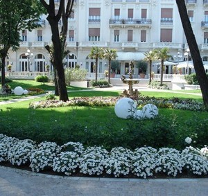 Один из лучших отелей в Италии - Grand Hotel