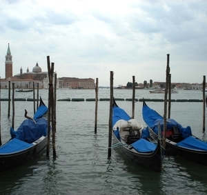 Венецианские такси - гондолы