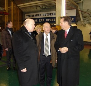 Губернатор Нижегородской области Валерий Шанцев и президент Группы ГАЗ Бо Андерсон