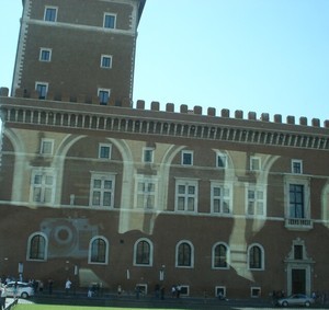 59. Дворец Муссолини на площади Венеции