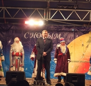 Вадим Булавинов на церемонии зажжения главной елки города