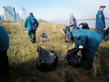 Нижегородцы собрали около 35 мешков мусора во время всероссийского субботника &quot;Зеленая Россия&quot;