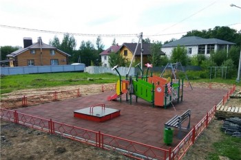Обустройство дворов продолжается в Чебоксарах