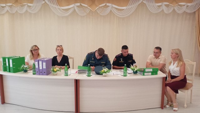 Приемка к новому учебному году стартовала в школах и детсадах Чебоксар