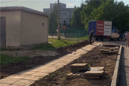 Пешеходную дорожку к средней школе №50 благоустроили в Чебоксарах