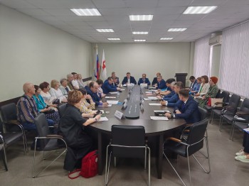 Представители Общественной палаты Нижегородской области обсудили перспективы развития социальной сферы 5-го микрорайона Мещерского озера