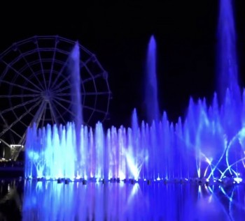 Мультимедийный фонтан открыли в парке Кирова к юбилею города