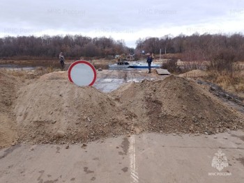 Закрыт наплавной мост через Суру между Нижегородской областью и Чувашией