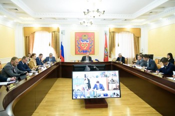 Муниципалитетам Оренбуржья выделили 585 млн рублей на дорожные работы Муниципалитетам Оренбуржья выделили 585 млн рублей на дорожные работы