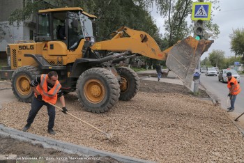 Около 300 тысяч квадратных метров нового асфальта уложено в Нижнем Новгороде в рамках проекта &quot;Безопасные и качественные дороги&quot;
