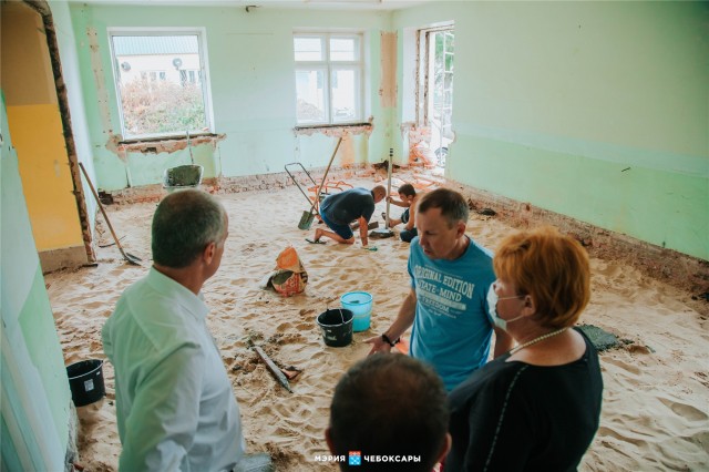 Алексей Ладыков проверил ход капремонта детсадов и школ в Чебоксарах Алексей Ладыков проверил ход капремонта детсадов и школ в Чебоксарах