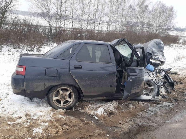 Пять человек пострадали в массовом ДТП в Нижегородской области