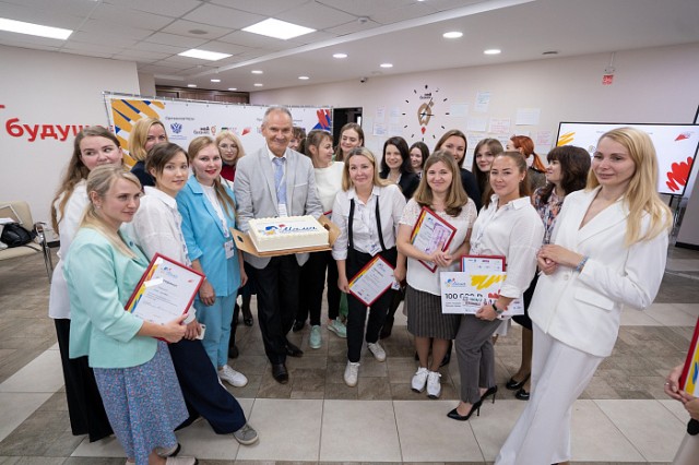 Более 85 заявок подано на участие в проекте "Мама-предприниматель" в Кировской области