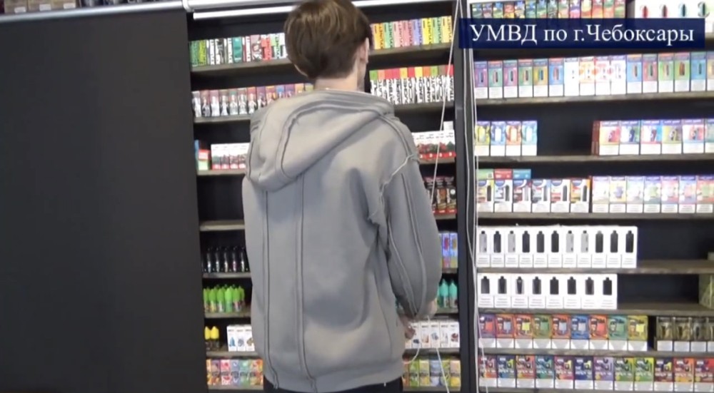 Нелегальную партию вейпов и снюсов на 80 млн рублей выявили в Чебоксарах