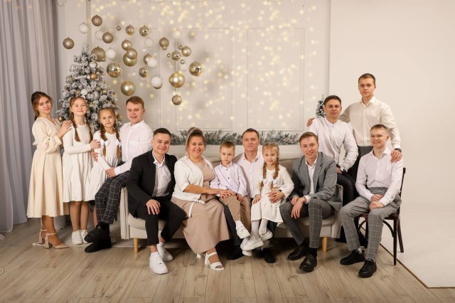 Нижегородцы удостоены звания «Мать-героиня» и орденов «Родительская слава» по Указу Президента России Владимира Путина Нижегородцы удостоены звания «Мать-героиня» и орденов «Родительская слава» по Указу Президента России Владимира Путина