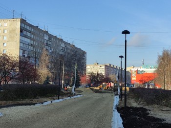 Работы в нижегородском сквере 70 лет Октября ведутся круглосуточно для сдачи его в ноябре