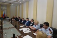 Президиум Чебоксарского горсобрания рассмотрел обращения граждан по фактам грязных PR-технологий

