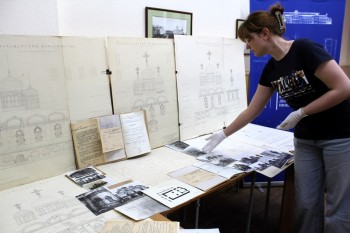 Нижегородские архивисты подготовили выставку из истории возрождения собора Благовещенского монастыря в Нижнем Новгороде Нижегородские архивисты подготовили выставку из истории возрождения собора Благовещенского монастыря в Нижнем Новгороде