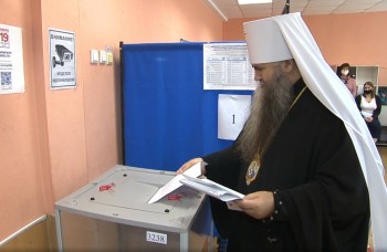Митрополит Нижегородский и Арзамасский Георгий проголосовал на выборах депутатов Госдумы и ЗСНО
