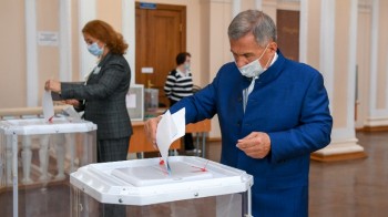 Рустам Минниханов лидирует на выборах президента Татарстана