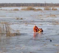 Рыбак провалился под лед на Оке в городе Павлово Нижегородской области
