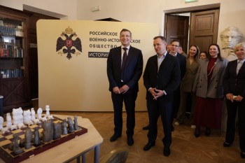 Владимир Мединский и Глеб Никитин открыли шахматный клуб РВИО в Нижнем