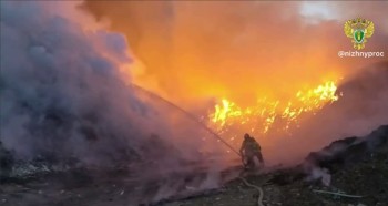 Площадь пожара на полигоне ТБО в Нижегородской области достигла 30 тыс. кв.м.