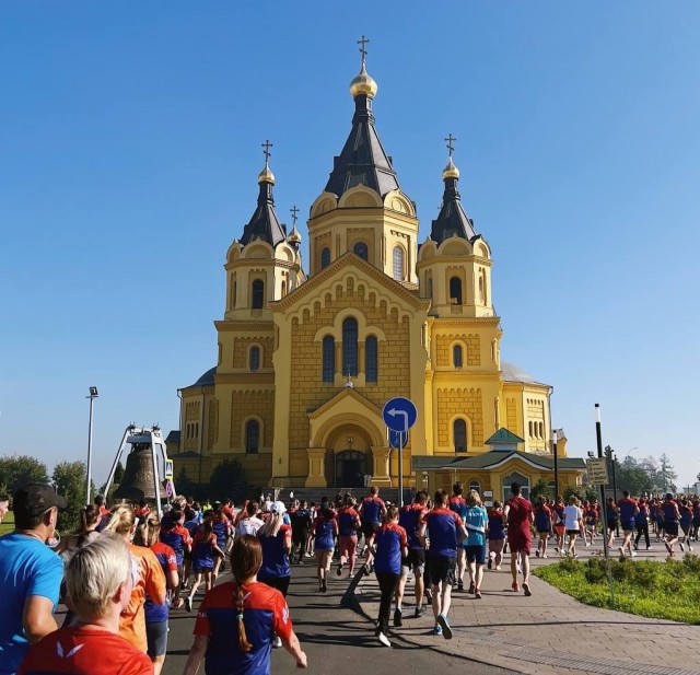 Более 9 тысяч человек приняли участие в "Марафоне 800" в Нижнем Новгороде Более 9 тысяч человек приняли участие в "Марафоне 800" в Нижнем Новгороде
