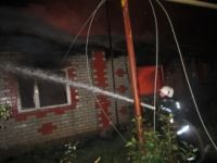 Дом и надворная постройка полностью сгорели в Дальнеконстантиновском районе Нижегородской области