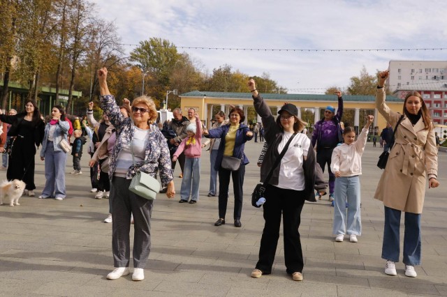 На празднике «День ТВОЕГО здоровья» в парке «Швейцария» для взрослых и детей будет организована спортивная программа 