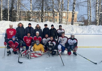 ЛУКОЙЛ установил новые хоккейные коробки в Кстовском районе
