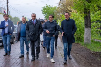 Дорогу и тротуар у детского сада №368 отремонтируют после обращения нижегородцев к мэру