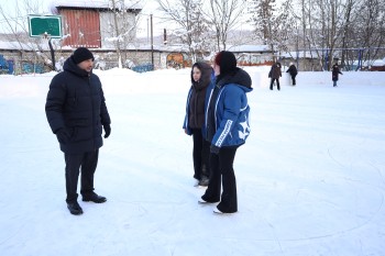 "Студенческий" десант проверил нижегородские ледовые площадки