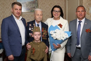 «Фронтовые бригады» волонтеров поздравят ветеранов Нижегородской области с Днем Победы «Фронтовые бригады» волонтеров поздравят ветеранов Нижегородской области с Днем Победы