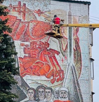 Мозаичное панно восстановят на ул.Карпинского в Пензе