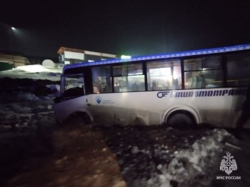 Водитель BMW погиб в ДТП с автобусом в Башкирии