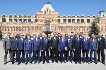 Заседание Ассоциации законодательных органов государственной власти субъектов РФ ПФО состоялось в Нижнем Новгороде