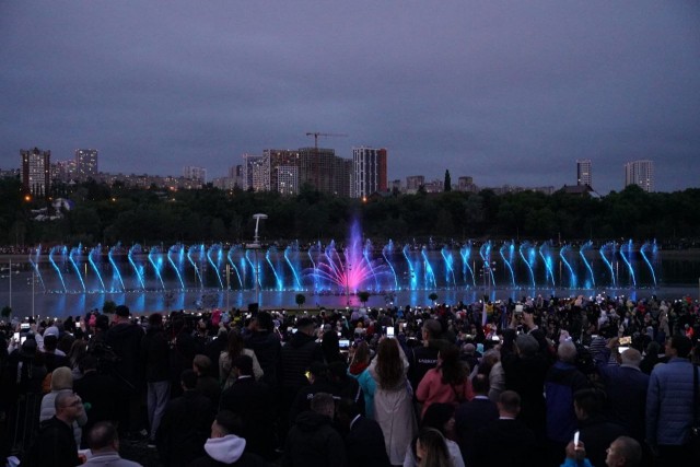 Мультимедийный фонтан на воде запустили в уфимском парке "Кашкадан"