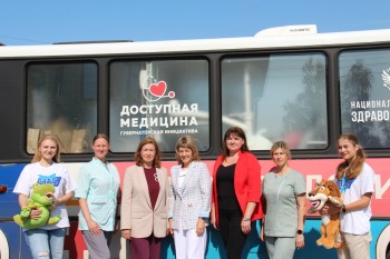Мобильный стоматологический комплекс принял более 20 детей с РАС в Володарском округе и Кстовском районе Нижнего Новгорода Мобильный стоматологический комплекс принял более 20 детей с РАС в Володарском округе и Кстовском районе Нижнего Новгорода