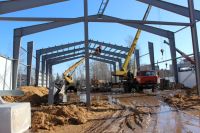 Монтаж металлического каркаса нового спортивного центра завершен в г. Чебоксары