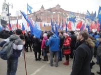 На митинге &quot;За воссоединение Крыма и Севастополя с Россией&quot; в Нижнем Новгороде присутствовало 10 тыс. человек