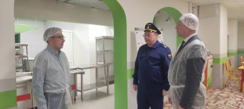 Прокуратура вмешалась в инцидент с массовым отравлением школьников в Шумерле Прокуратура вмешалась в инцидент с массовым отравлением школьников в Шумерле