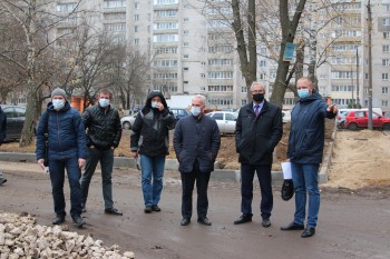 Придомовые территории на улице Адмирала Макарова в Нижнем Новгороде благоустроят по нацпроекту 