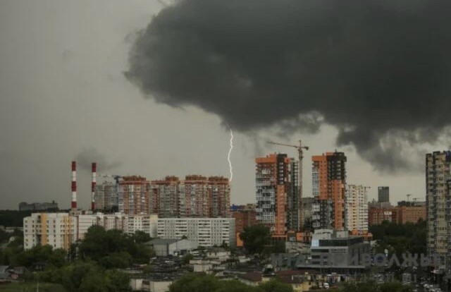 Грозу с порывами ветра до 20 м/с ожидают в Нижегородской области 13 июля