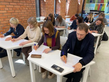 Более 400 нижегородских экскурсоводов и гидов-переводчиков успешно прошли профессиональную аттестацию Более 400 нижегородских экскурсоводов и гидов-переводчиков успешно прошли профессиональную аттестацию