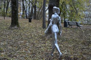 Железную леди установили в Александровском саду Нижнего Новгорода