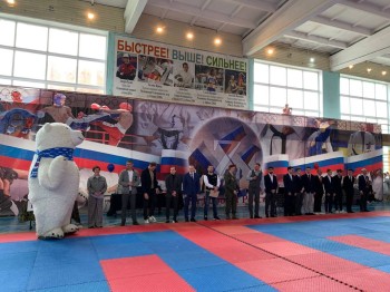 Более 200 юных спортсменов объединил турнир по карате в рамках проекта "Слава Героям России" в Нижнем Новгороде