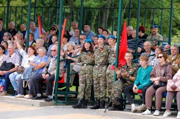Митинг-концерт в поддержку президента и Вооруженных сил России прошел в нижегородском парке Победы