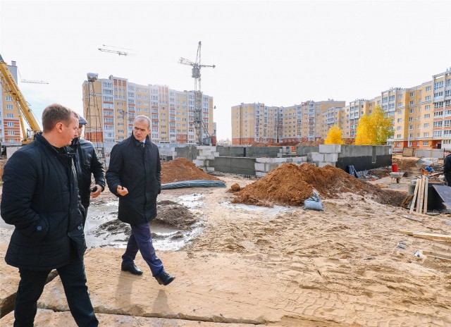 "В Чебоксарах к 550-летию празднования города мы планируем ввести восемь детских садов", - Алексей Ладыков "В Чебоксарах к 550-летию празднования города мы планируем ввести восемь детских садов", - Алексей Ладыков